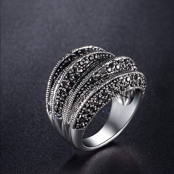 Retro Black Marcasite Wide Band Ring - Picture 2 of 9